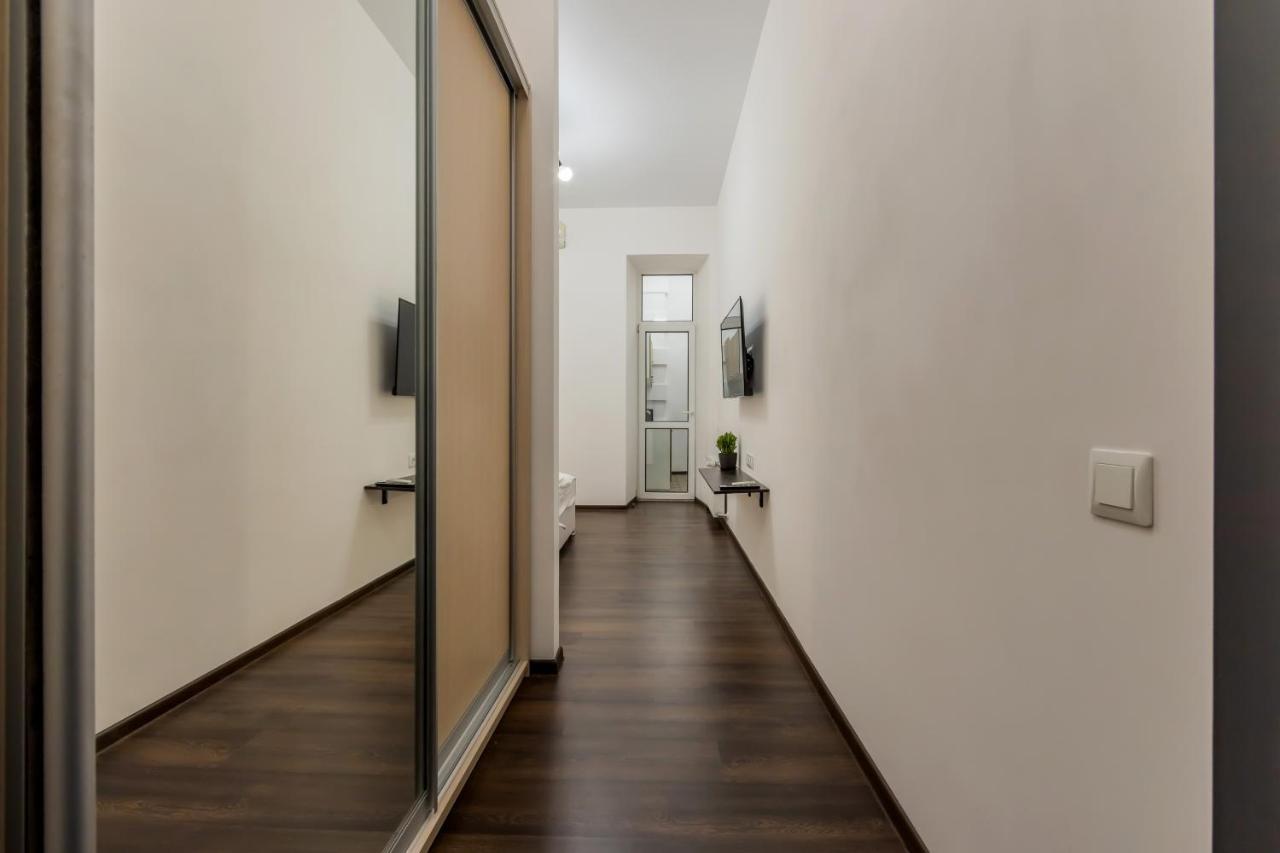 קייב Rv Old City Apartment Velyka Vasylkivska 28,Self Check-In 24Х7 מראה חיצוני תמונה