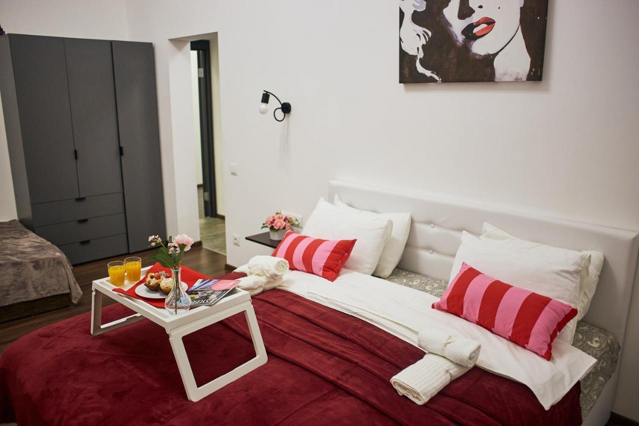 קייב Rv Old City Apartment Velyka Vasylkivska 28,Self Check-In 24Х7 מראה חיצוני תמונה